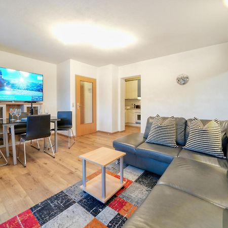 Apartment Tini - By Alpen Apartments Zell am See Buitenkant foto
