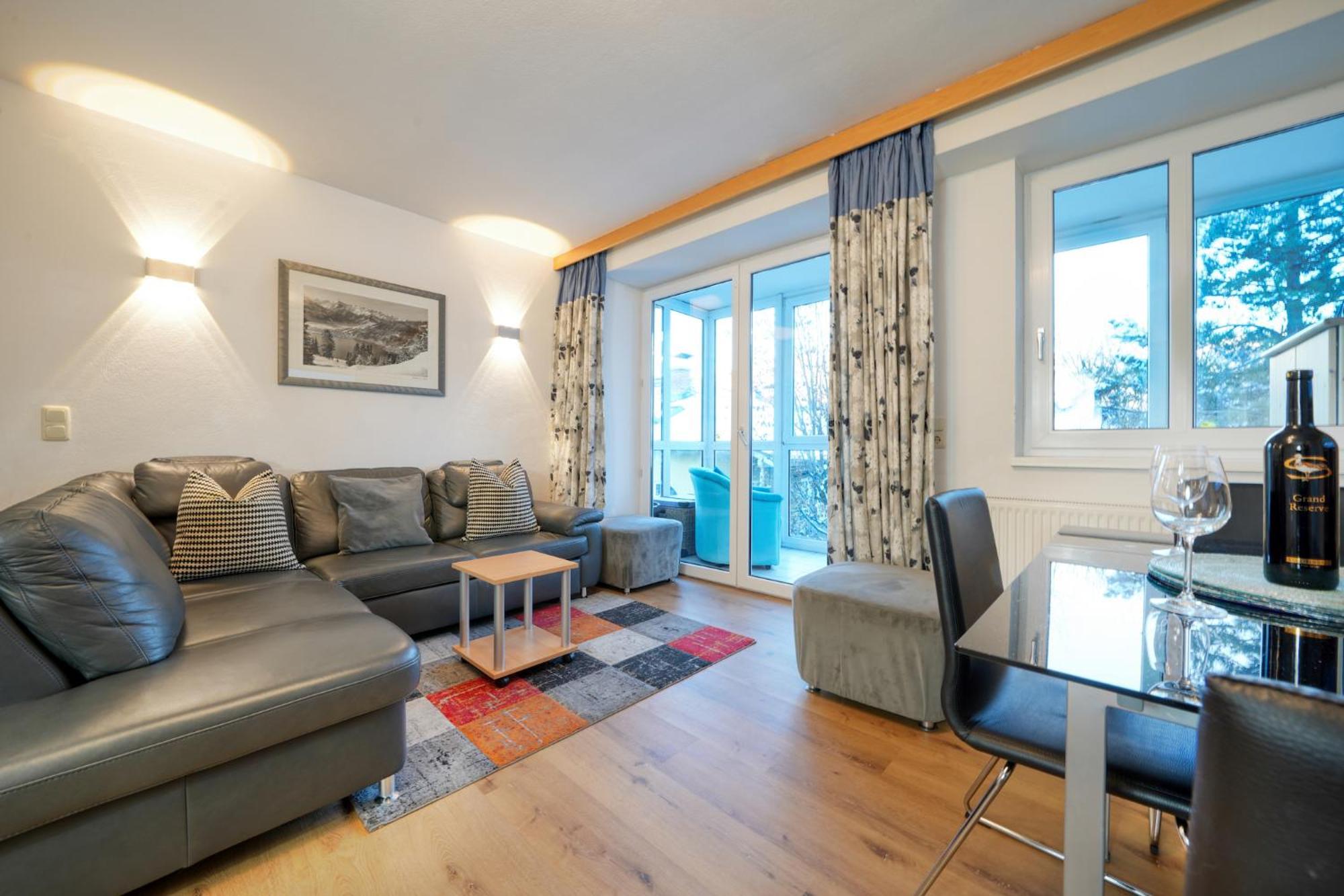 Apartment Tini - By Alpen Apartments Zell am See Buitenkant foto