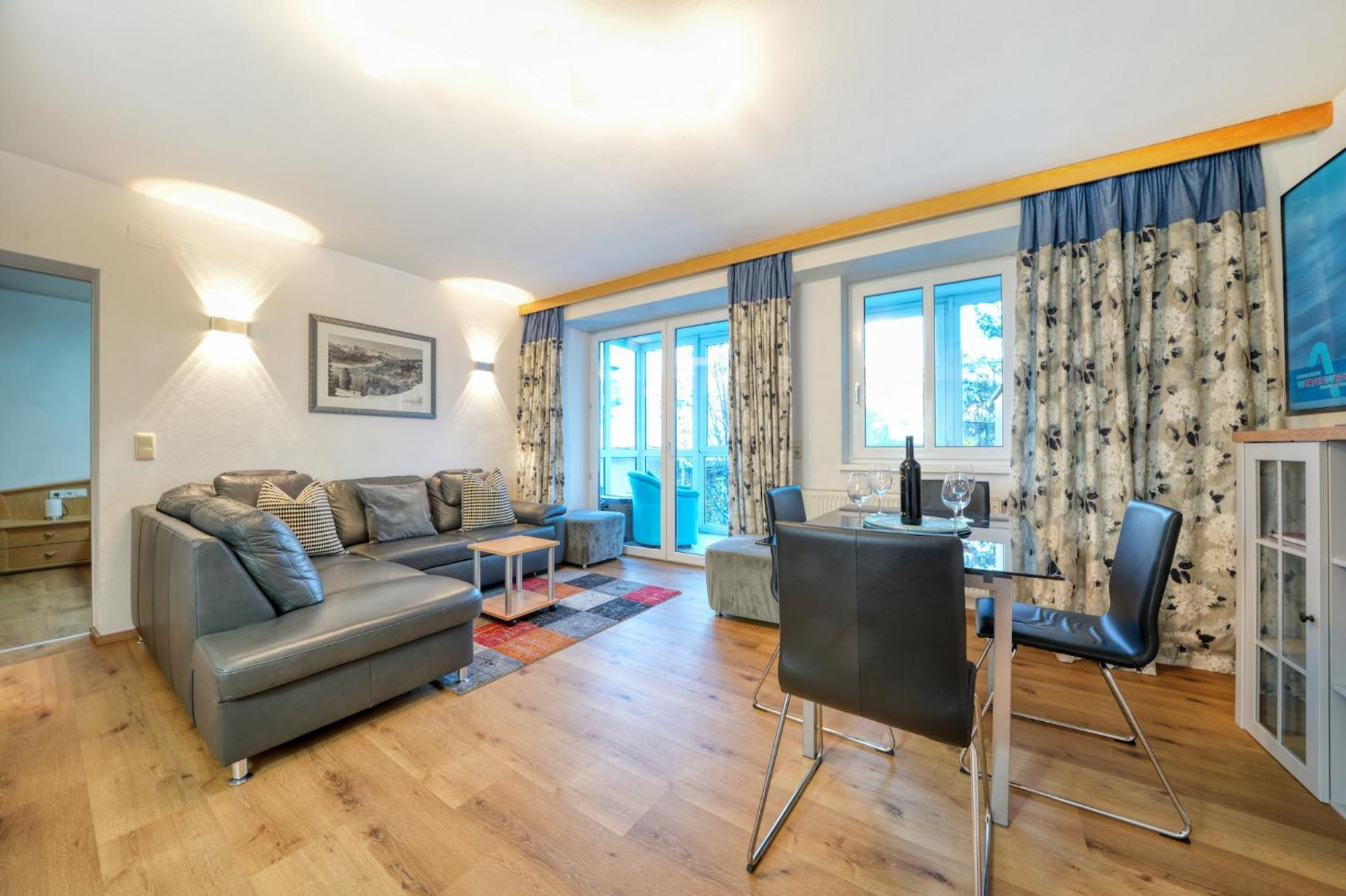Apartment Tini - By Alpen Apartments Zell am See Buitenkant foto